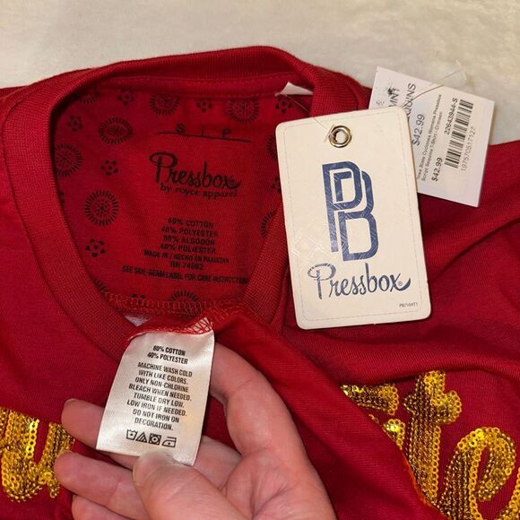 Pressbox Iowa State Women’s Red Gold Sequin Short Sleeve Shirt Size Small NWT - Picture 3 of 8